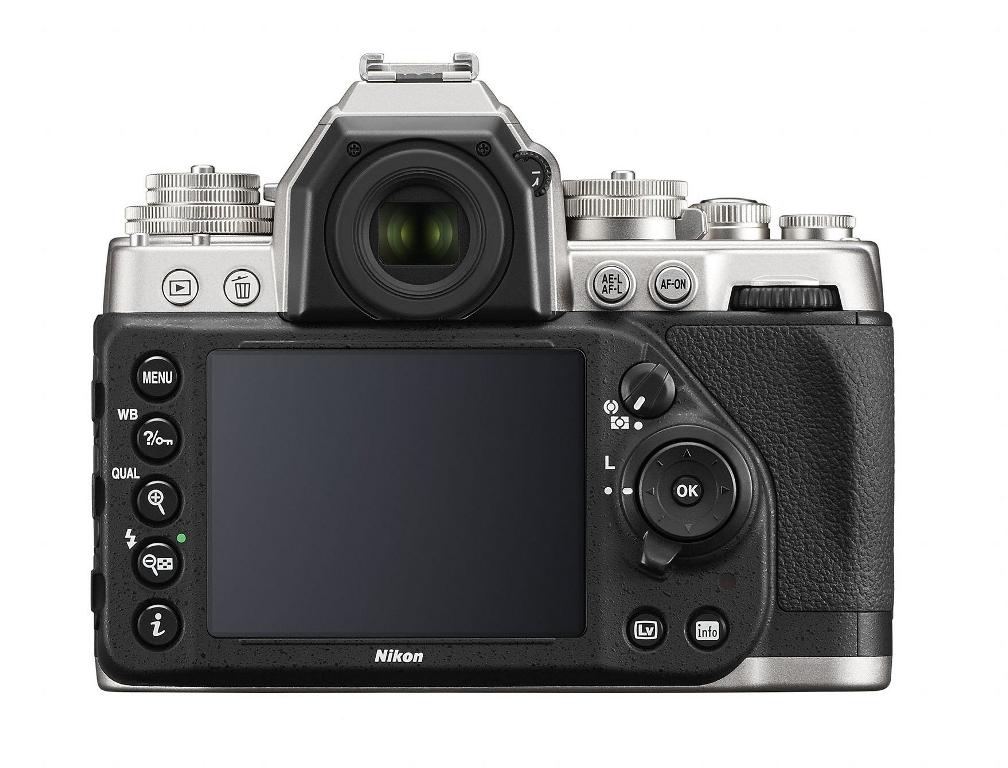 Nikon Df - Rear View