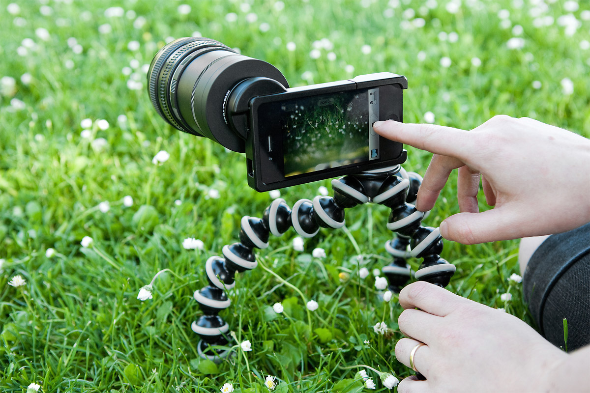 iPhone SLR Mount With Canon Lens & Gorillapod