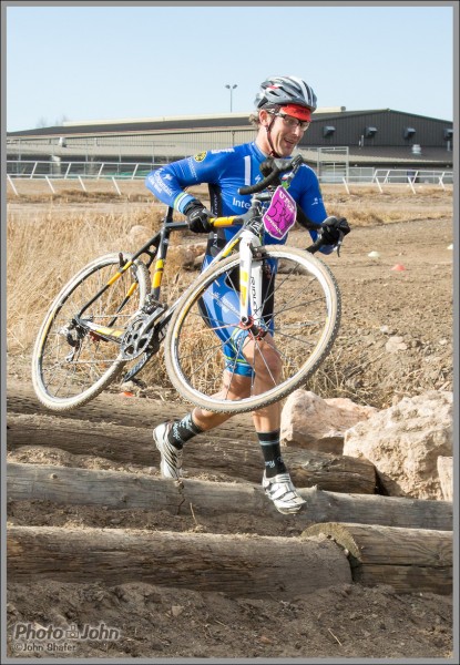 Nikon 1 AW1 - Cyclocross Race Sample Photo