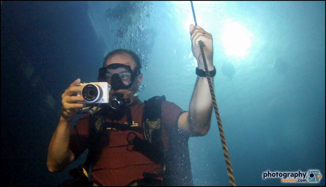 Underwater Testing With Nikon's New AW1 Waterproof Mirrorless Camera 