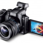 Samsung NX30 With Articluated LCD & Tilting EVF