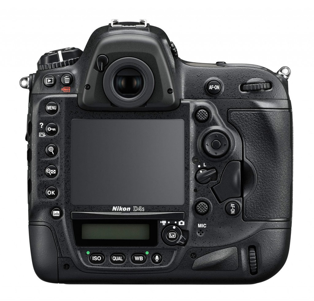 Nikon D4S - Rear View