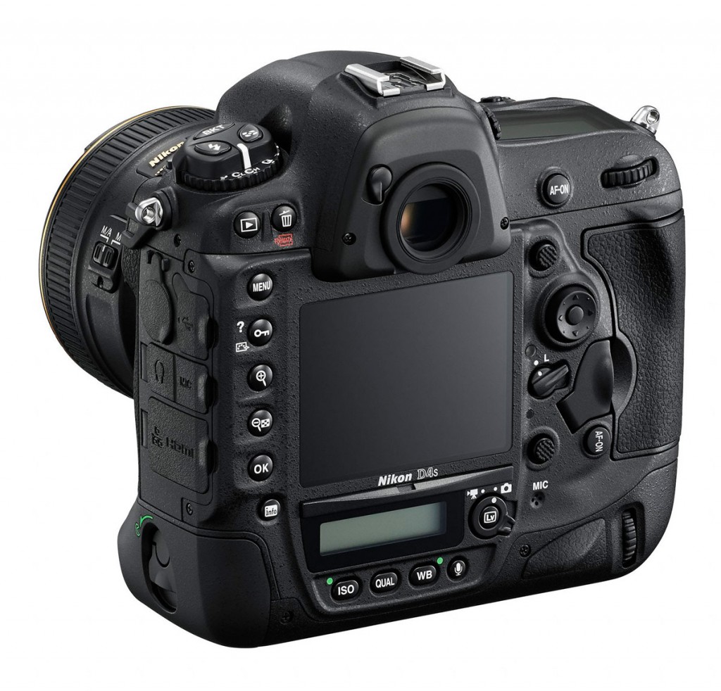 Nikon D4S - Left Rear View