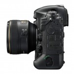 Nikon D4S - Side View